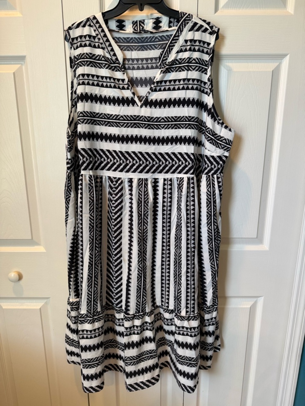 # BloomChic 22/24 Black and White Tribal Print Sleeveless Dress
